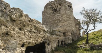 Экскурсия Пещерный город Мангуп-Кале фото 5989 Экскурсия Пещерный город Мангуп-Кале фото 5989